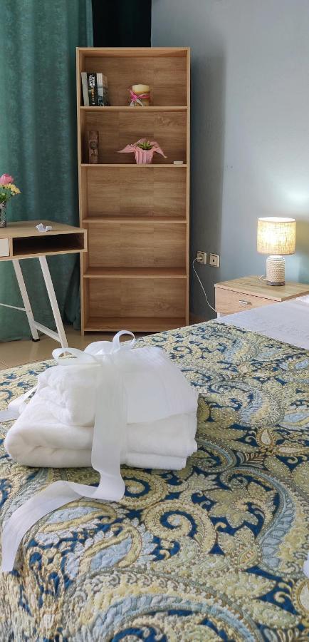 Hospitable Appartment In The Central Park, Xanthi Exteriör bild