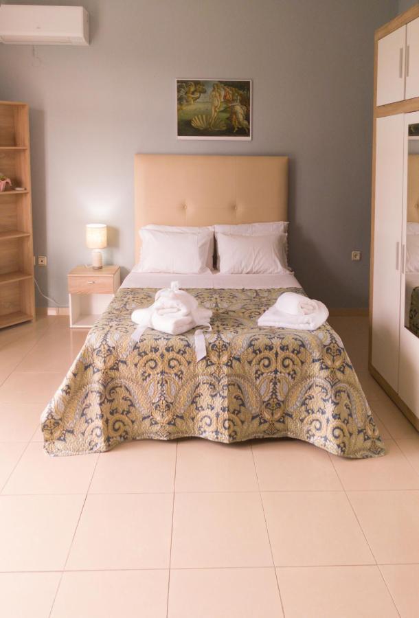 Hospitable Appartment In The Central Park, Xanthi Exteriör bild
