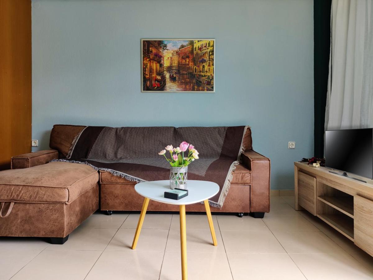Hospitable Appartment In The Central Park, Xanthi Exteriör bild