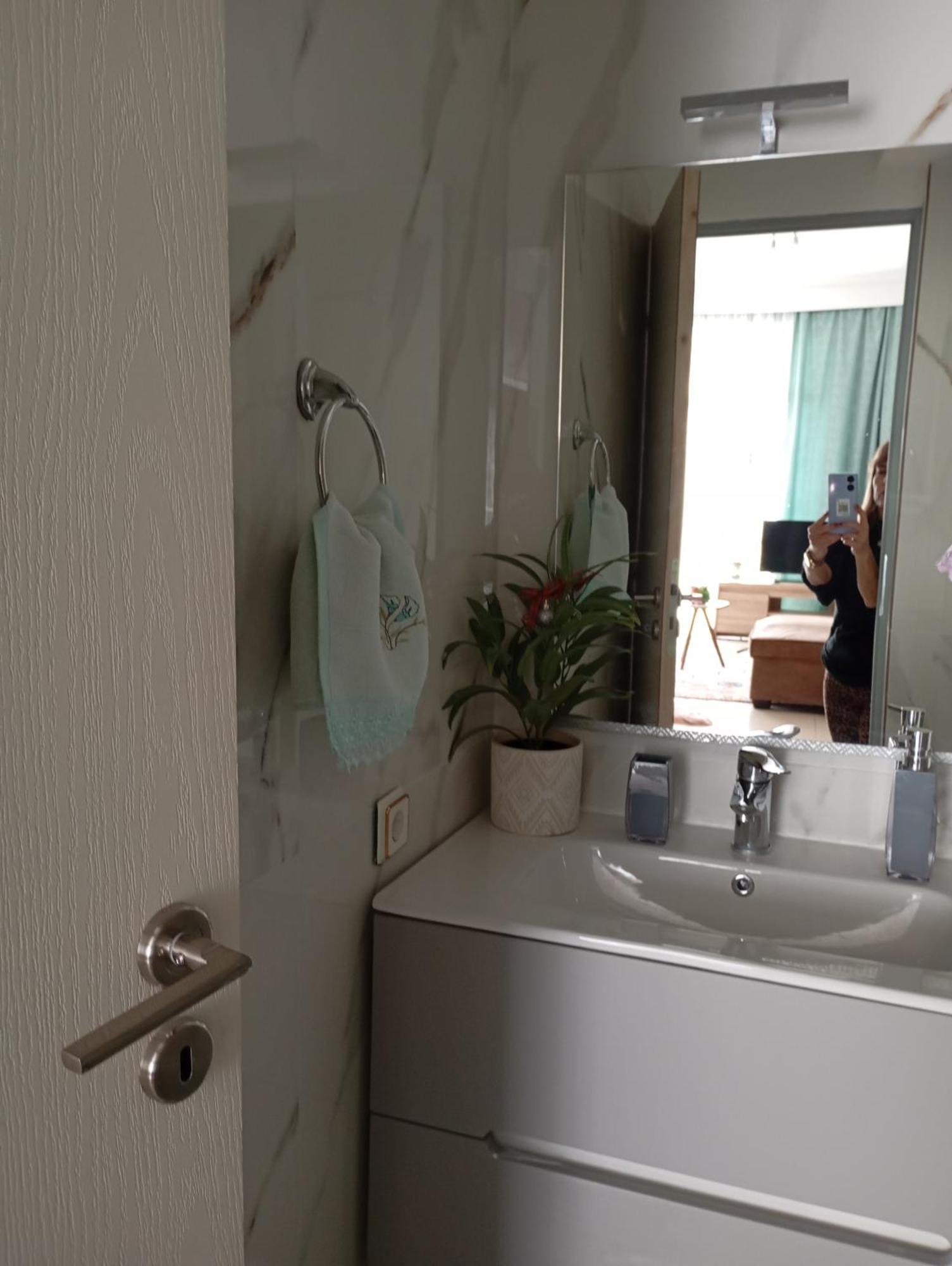 Hospitable Appartment In The Central Park, Xanthi Exteriör bild